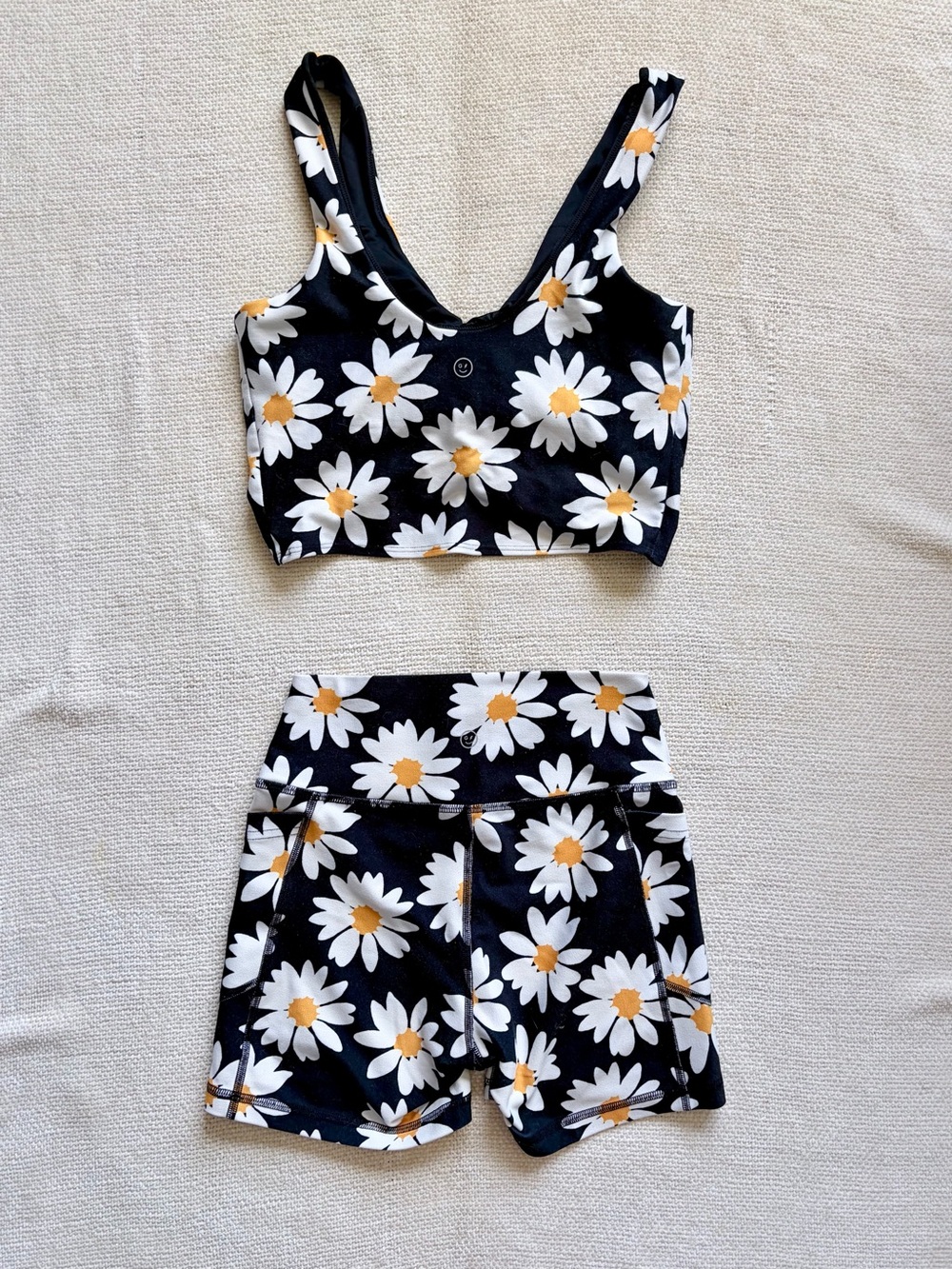 Daisy Crop Top Sports Bra + Bike Shorts Matching Set — Small Top / XS Bottom - Picture 2 of 14